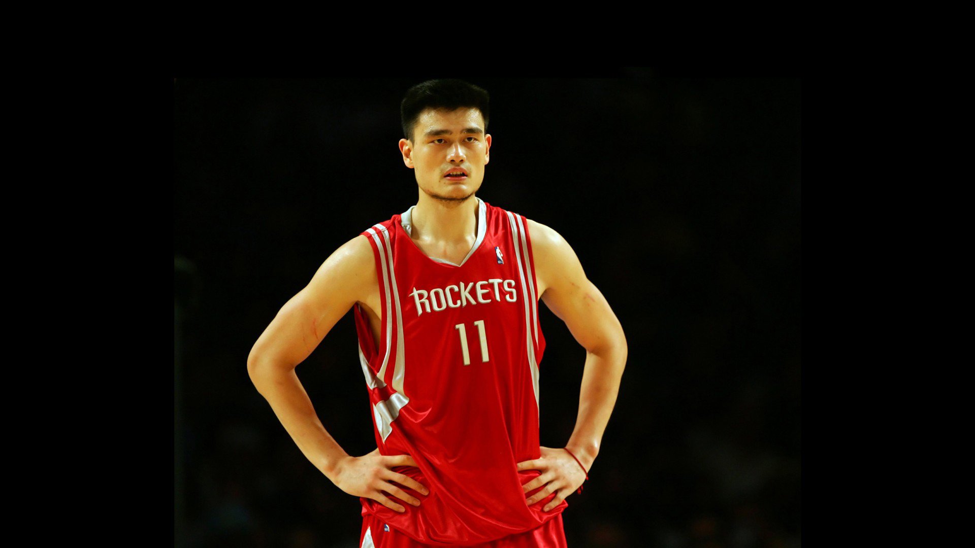 张镇麟天神下凡!广州队惊魂险胜魔术,全场高呼MVP